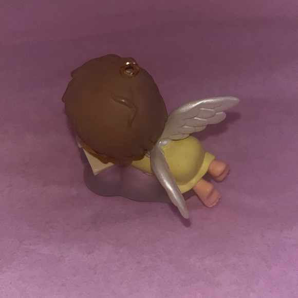 Hallmark Keepsake Mary’s Angels “Daffodil” Christmas Ornament - Picture 3 of 6